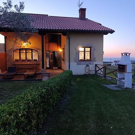 La Quimera Liencres Buitenkant foto
